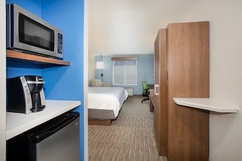 Holiday Inn Express & Suites Chowchilla - Yosemite Pk Area