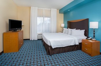 Fairfield Inn & Suites Lexington North