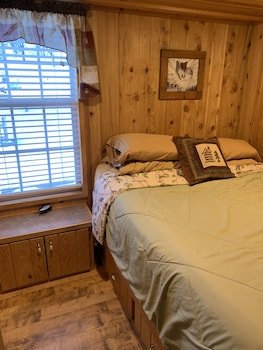 Bearlodge Mountain Resort