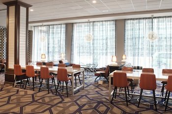 Sheraton Indianapolis City Centre Hotel