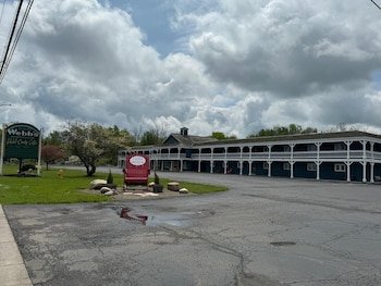 Webbs Year Round Resort
