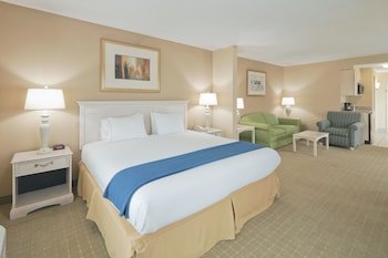 Holiday Inn Express & Suites Memphis Southwind