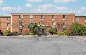 Suburban Studios Copley Akron West
