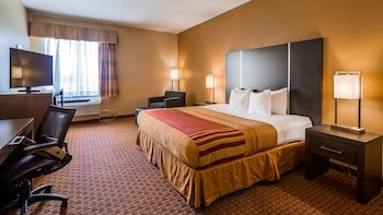 Best Western Plus North Houston Inn & Suites