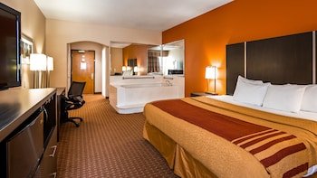 Best Western Plus North Houston Inn & Suites
