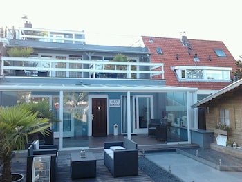 Alex Rooms Amsterdam Airport
