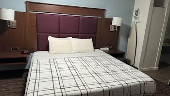 Morgan Inn & Suites