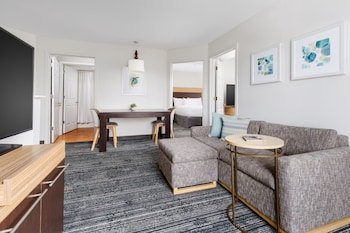 TownePlace Suites Manchester Boston Regional Airport