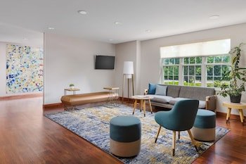 TownePlace Suites Manchester Boston Regional Airport
