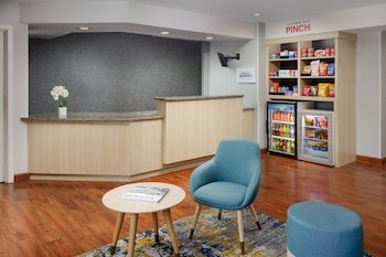 TownePlace Suites Manchester Boston Regional Airport