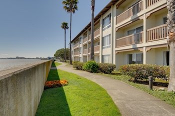 Vagabond Inn Executive San Francisco Airport Bayfront (SFO)