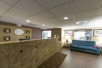 Comfort Suites NW Lakeline