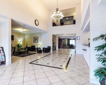 Quality Suites