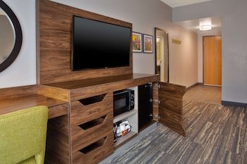 Hampton Inn & Suites Tampa-East