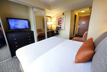 The Beacon Hotel & Corporate Quarters