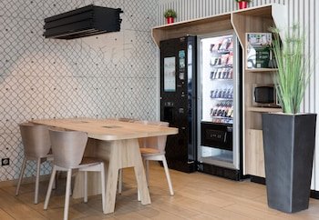 B&B HOTEL Reims Croix Blandin