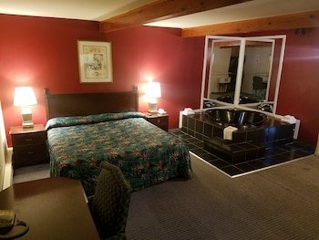 Maplehurst Motel