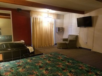 Maplehurst Motel