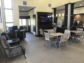 Super 8 by Wyndham Fairfield Tx