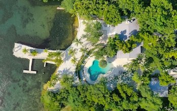 Largo Resort