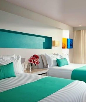 Sunscape Dorado Pacifico Ixtapa