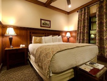 The Lodge Resort & Spa