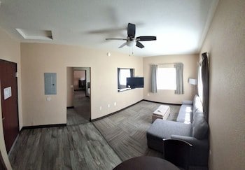 Island Suites - Lake Havasu