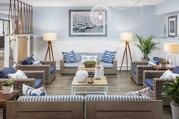 Sea Crest Beach Hotel