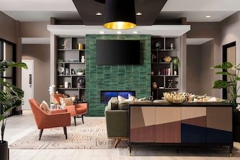 DoubleTree by Hilton Hartford Downtown