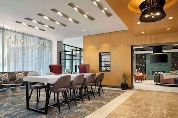 DoubleTree by Hilton Hartford Downtown