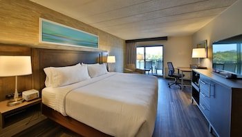 Holiday Inn Peterborough Waterfront