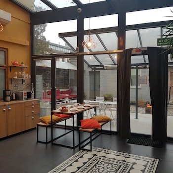 Oki Doki Old Town Hostel