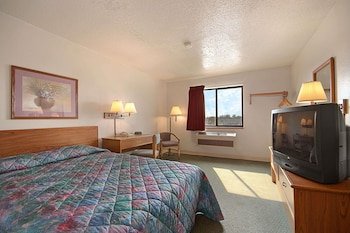 Super 8 by Wyndham Hammond/North