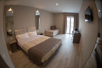 Aurora ApartHotel