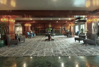 Azure Hotel & Suites, Trademark Collection by Wyndham