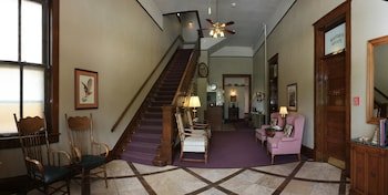 The Historic Town Hall Inn