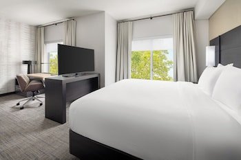 Residence Inn by Marriott Ventura Downtown