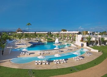 Dreams Onyx Resort & Spa