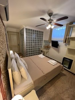 Cunda Paradise Butik Otel
