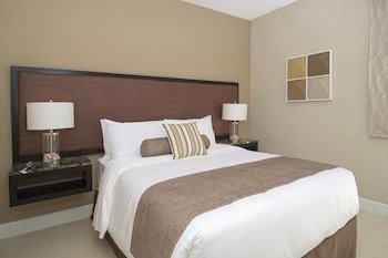 Breeze Private Residence Club