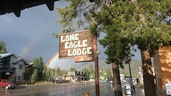 Lone Eagle Lodge And Snowmobile Rental