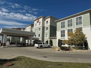Best Western Plus South Edmonton Inn & Suites