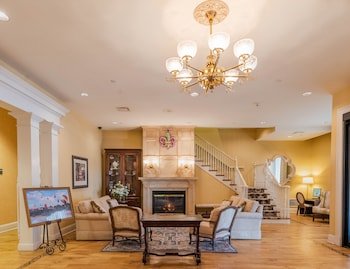 Natchez Grand Hotel & Suites
