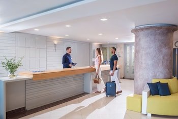 Mistral Mare Hotel
