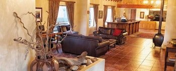 Assegaaibosch Country Lodge