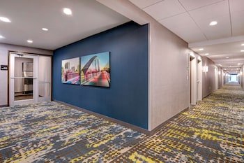 Hampton Inn & Suites Canal Winchester