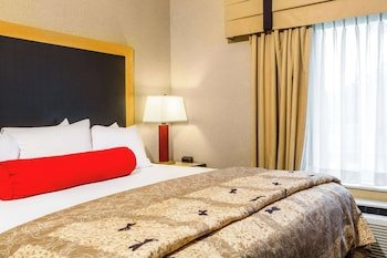 Cambria Suites Raleigh-Durham Airport
