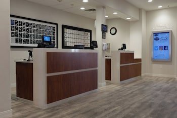 Hampton Inn Tropicana
