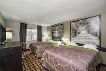 Super 8 by Wyndham Munfordville KY