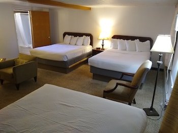 Town House Motel